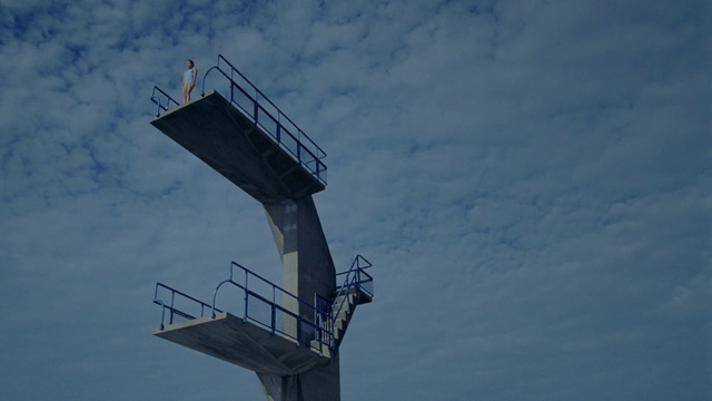 Video Reference: Sky, Blue, Architecture, Cloud, Technology, Observation tower, Control tower, Tower