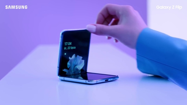 Video Reference: Gadget, Mobile phone, Smartphone, Electronics, Purple, Communication Device, Technology, Electronic device, Violet, Portable communications device