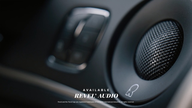Video Reference: Audio equipment, Vehicle, Car, Automotive design, Technology, City car, Electronic device, Stereophonic sound