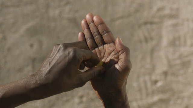 Video Reference: Hand, Finger, Human, Thumb, Gesture, Soil, Nail, Sand, Wrist, Rock