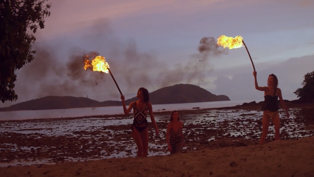 Video Reference: geological phenomenon, fire, sky, heat, evening, gas flare, smoke, sunrise, campfire, Person