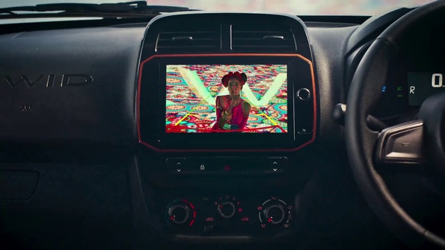 Video Reference: Electronics, Vehicle, Multimedia, Car, Technology, Electronic device, Gadget, Hatchback, Compact car, Subcompact car