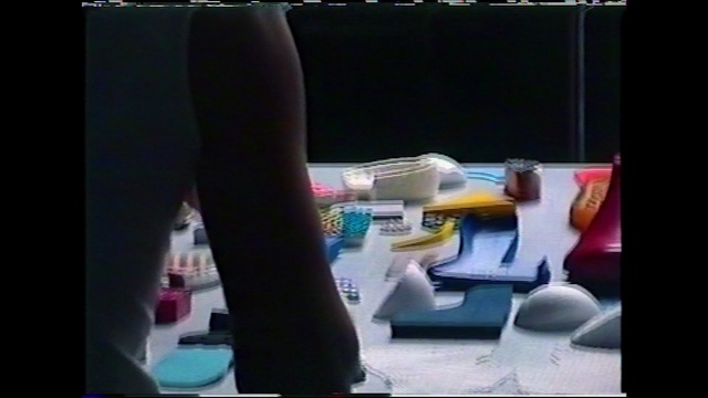 Video Reference: Leg, Human leg, Thigh, Snapshot, Footwear, Leggings, Hand, Room, Shoe, Muscle