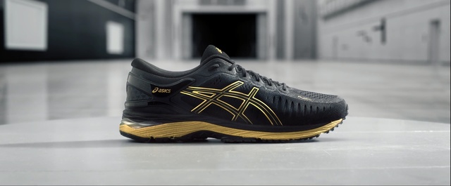 Video Reference: Shoe, Footwear, Black, Outdoor shoe, Walking shoe, Sneakers, Yellow, Athletic shoe, Running shoe, Cross training shoe