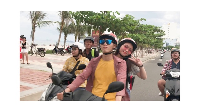 Video Reference: Selfie, Photography, Friendship, Tourism, Vacation, Recreation, Leisure, Travel, Vehicle, Scooter