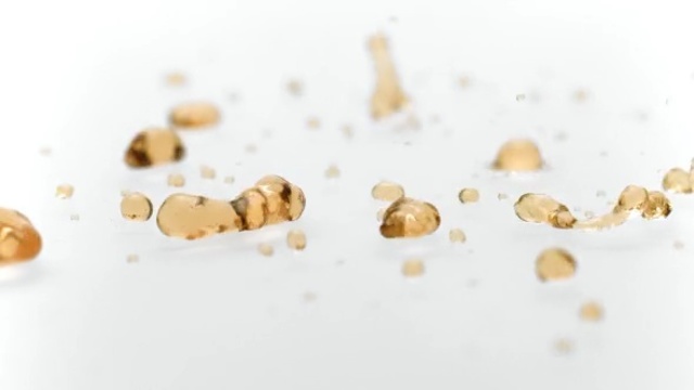 Video Reference: drop, drops, white table, table, flow, slow mo, Person