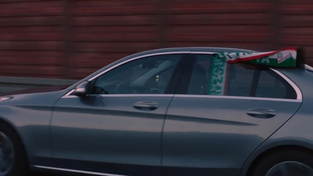 Video Reference: Land vehicle, Vehicle, Car, Luxury vehicle, Alloy wheel, Motor vehicle, Automotive design, Vehicle door, Light