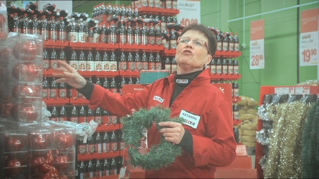 Video Reference: Supermarket, Alcohol, Drink, Convenience store