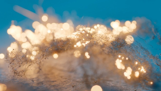 Video Reference: sky, light, daytime, atmosphere, sunlight, cloud, computer wallpaper, water, evening, winter