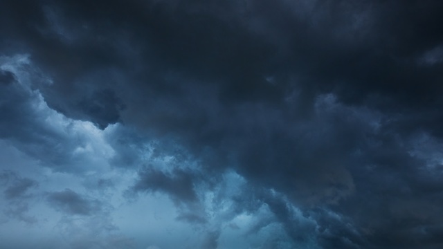 Video Reference: Sky, Cloud, Blue, Daytime, Nature, Atmosphere, Atmospheric phenomenon, Cumulus, Storm, Meteorological phenomenon