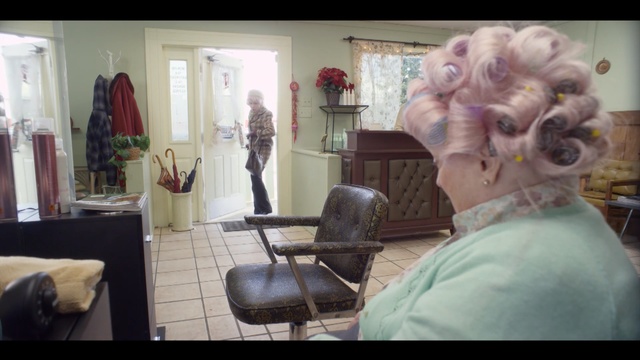 Video Reference: Hair, Hairstyle, Room, Art, Sculpture, Animation, Furniture, Interior design, Chair, Living room