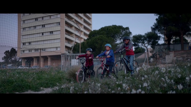 Video Reference: Cycle sport, Bicycle, Cycling, Vehicle, Mountain bike, Outdoor recreation, Recreation, Mountain bike racing, Freeride, Cross-country cycling