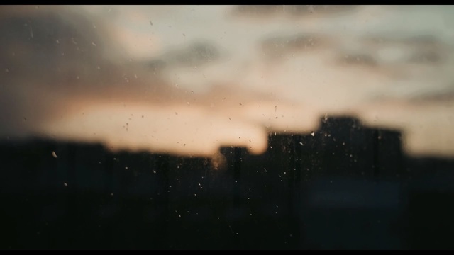 Video Reference: atmosphere, sky, water, morning, darkness, night, sunlight, meteorological phenomenon, evening, horizon