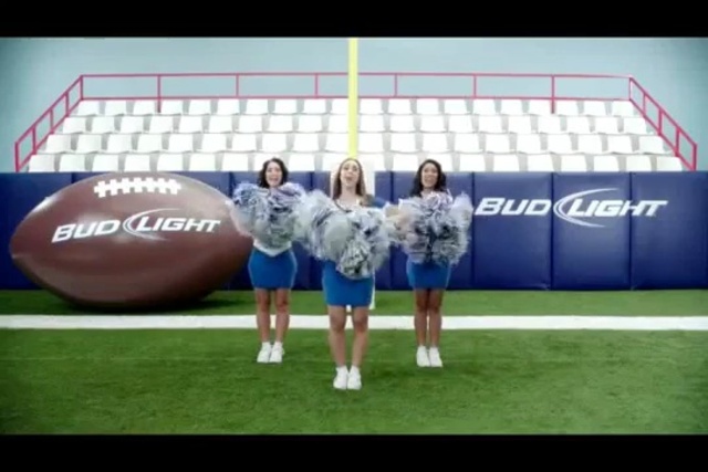 Video Reference: player, sport venue, sports, ball, games, football player, ball, competition, net, team sport