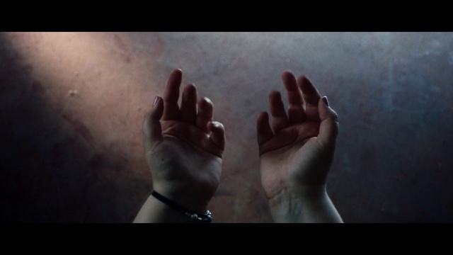 Video Reference: Leg, Hand, Foot, Skin, Arm, Finger, Toe, Flesh, Close-up, Human