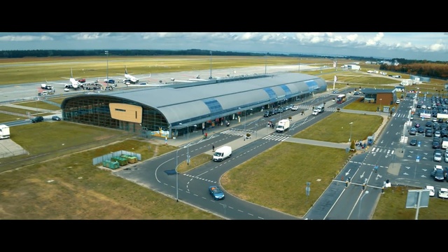 Video Reference: Sport venue, Stadium, Aerial photography, Bird-eye view, Urban design, Arena, Building, Architecture, Landscape, Photography