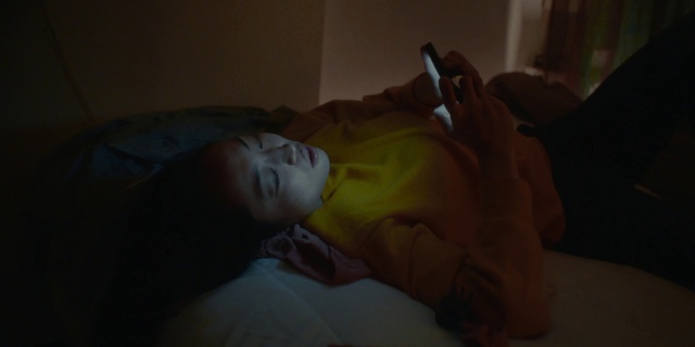 Video Reference: Nose, Human, Mouth, Room, Muscle, Hand, Leg, Bed, Photography, Finger