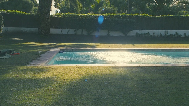 Video Reference: water, green, nature, water resources, plant, grass, tree, reflection, reservoir, lawn