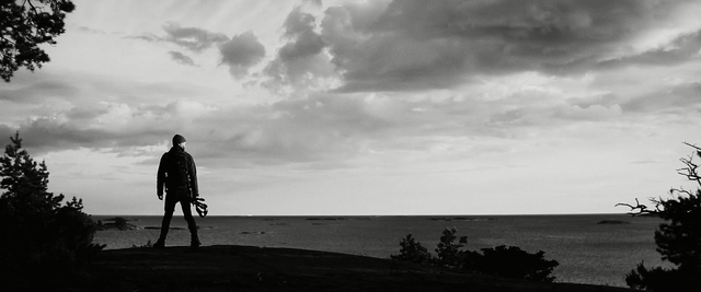 Video Reference: sky, cloud, white, black and white, monochrome photography, tree, sea, photography, horizon, atmosphere, Person