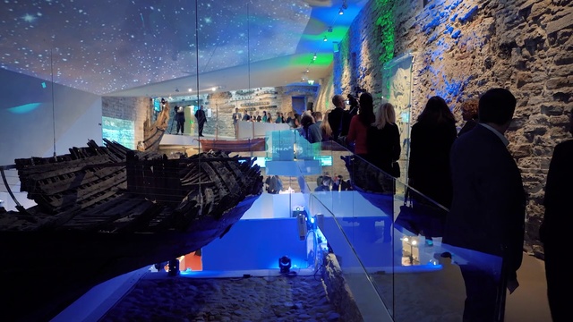 Video Reference: Architecture, Tourist attraction, Tourism, Building, World, Space, Leisure, Museum, City, Art