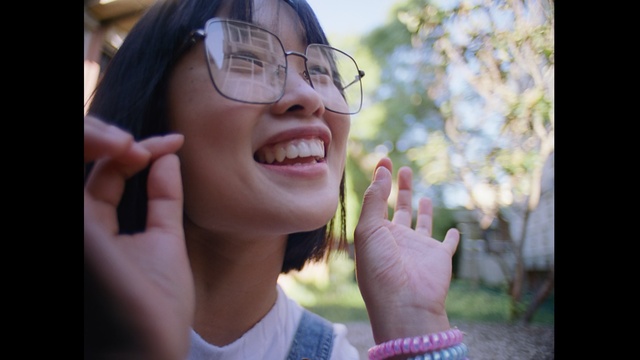 Video Reference: Face, Photograph, Facial expression, Nose, Smile, Skin, Glasses, Laugh, Happy, Cheek