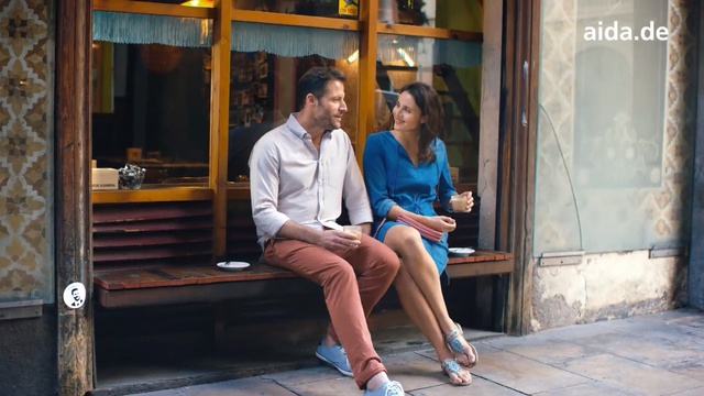 Video Reference: Photograph, Sitting, Snapshot, Vacation, Leisure, Leg, Fun, Photography, Tourism, Street, Person