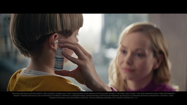 Video Reference: hair, face, human hair color, nose, blond, girl, head, hairstyle, cheek, forehead, Person