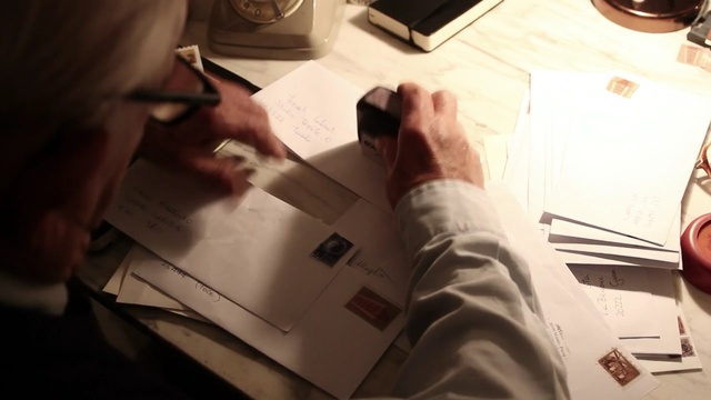 Video Reference: design, hand, finger