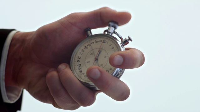 Video Reference: Watch, Stopwatch, Pocket watch, Hand, Fashion accessory, Wrist, Finger, Compass, Thumb, Watch accessory