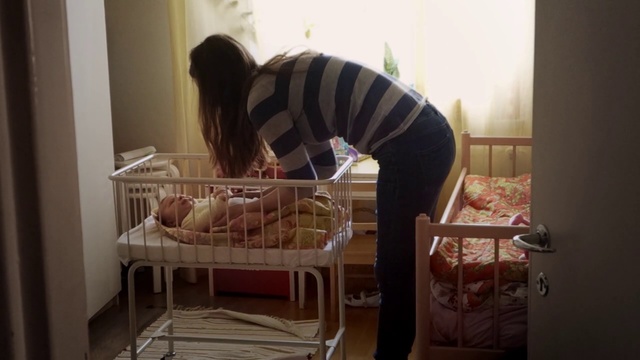 Video Reference: Product, Infant bed, Bed, Baby Products, Furniture, Room, Chair, House