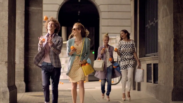 Video Reference: Leg, Street fashion, Hat, Waist, Luggage and bags, Eyewear, Fashion design, Thigh, Entertainment, Bag