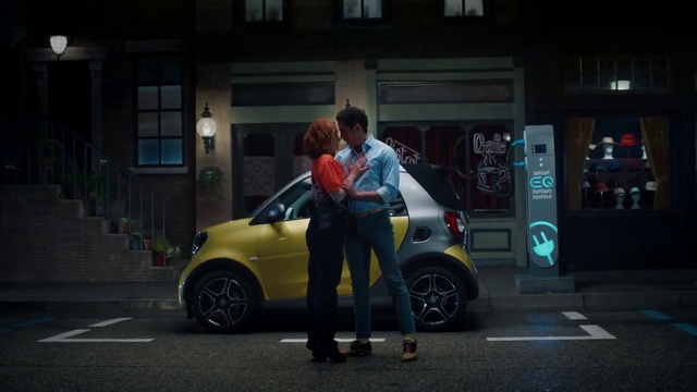 Video Reference: Land vehicle, Vehicle, Motor vehicle, Car, Mode of transport, Yellow, Subcompact car, Snapshot, City car, Automotive design