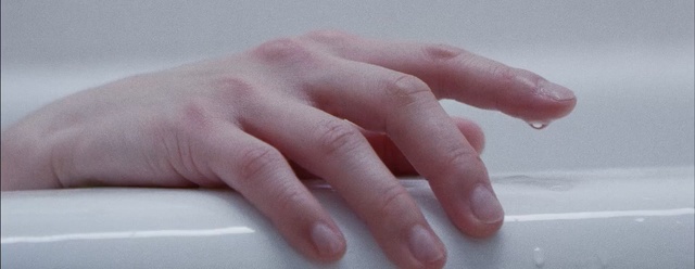 Video Reference: finger, skin, hand, nail, lip, thumb
