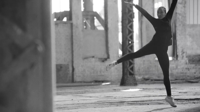Video Reference: Black-and-white, Standing, Dance, Monochrome photography, Photography, Ballet dancer, Leg, Monochrome, Performing arts, Window