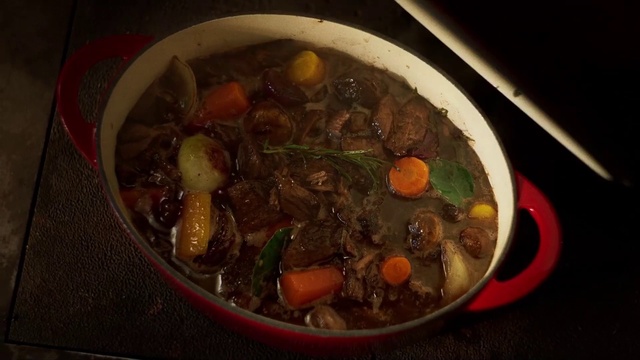 Video Reference: Dish, Food, Cuisine, Cawl, Karelian hot pot, Beef bourguignon, Ingredient, Daube, Irish stew, Stew