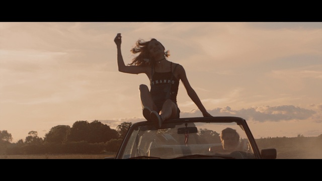 Video Reference: Statue, Sky, Sculpture, Photography, Art, Sunlight, Monument, Cloud, Happy, Metal