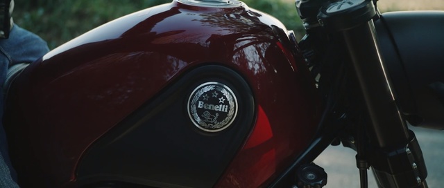 Video Reference: Motor vehicle, Vehicle, Car, Wheel, Automotive design, Automotive exterior, Helmet, Automotive lighting, Fender, Auto part