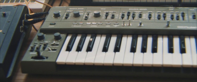 Video Reference: Musical instrument, Electronic instrument, Musical keyboard, Keyboard, Analog synthesizer, Electronic musical instrument, Synthesizer, Piano, Electronic device, Technology, Music, Kitchen, White, Stove, Electric piano, Organ, Digital piano, Electronic keyboard, Keyboard player, Pianist, Jazz pianist, Spinet, Harpsichord, Organist, Music workstation, Recital, Composer, Electric organ