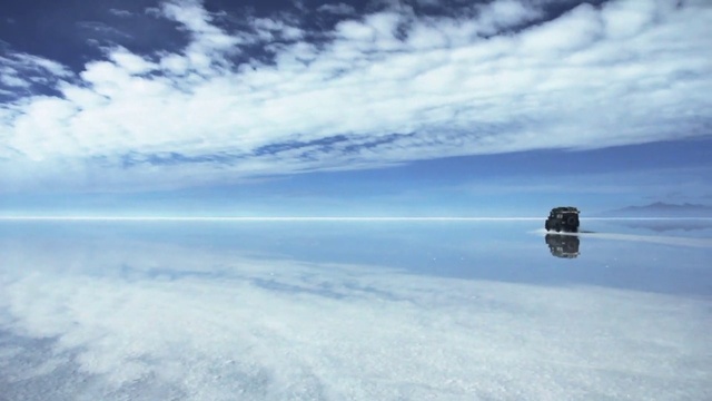 Video Reference: Sky, Atmosphere, Blue, Horizon, Natural landscape, Sea, Calm, Ocean, Cloud, Landscape