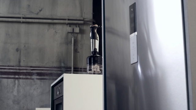 Video Reference: major appliance, home appliance, angle, product