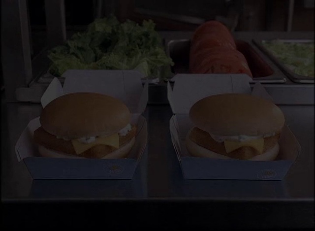 Video Reference: Food, Fast food, Junk food, Hamburger, Cheeseburger, Dish, Finger food, Cuisine, Sandwich, Big mac