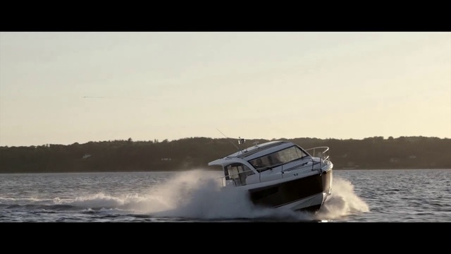Video Reference: Vehicle, Water transportation, Speedboat, Boat, Wakeboarding, Luxury yacht, Surface water sports, Watercraft, Yacht, Car