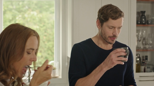 Video Reference: conversation, communication, girl, Person