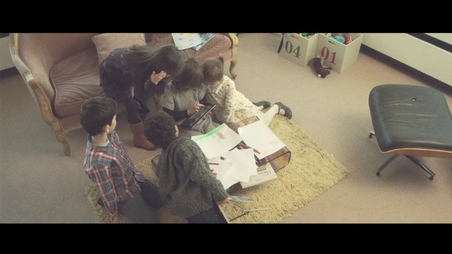 Video Reference: mammal, vertebrate, sitting, dog, snapshot, dog like mammal, human, fun, interaction, human behavior
