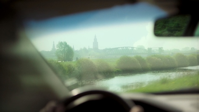 Video Reference: green, water, photography, close up, reflection, sunlight, glass, sky, grass, macro photography