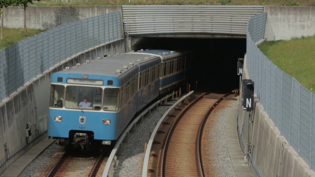 Video Reference: Transport, Train, Railway, Track, Mode of transport, Vehicle, Rolling stock, Public transport, Metro, Locomotive, Person