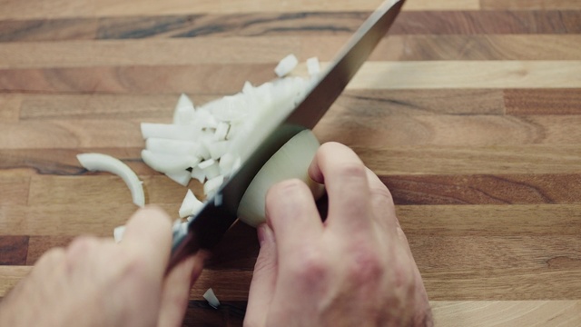 Video Reference: Finger, Hand, Comfort food, Plant, Thumb, Food, Cuisine, Nail