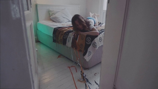 Video Reference: Comfort, Floor, Flooring, Building, Linens, Bedding, Room, Hospital, Bed sheet, Event