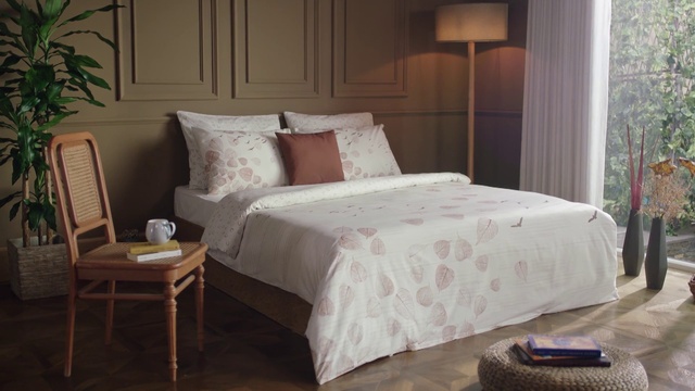 Video Reference: Bedroom, Bed, Bed sheet, Furniture, Bedding, Room, Bed frame, Duvet cover, Mattress, Property
