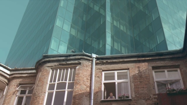 Video Reference: Architecture, Property, Building, Facade, Urban area, Real estate, Daylighting, Window, Commercial building, Glass